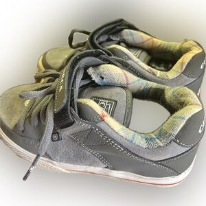 Pre owned vintage gray circa skate shoes Velcro retro snow surf tennis sport 4